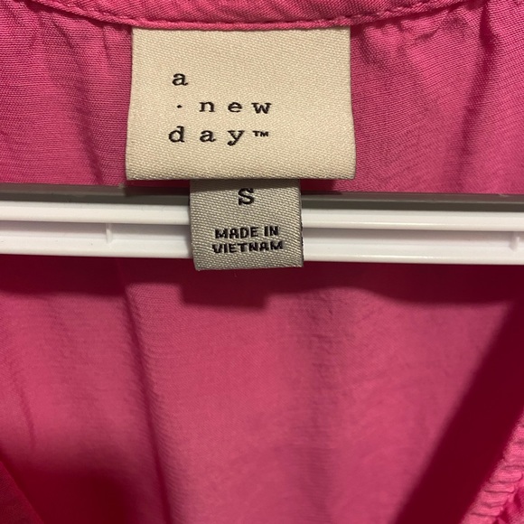 Women's Puff Short Sleeve Dress - Picture 3 of 4